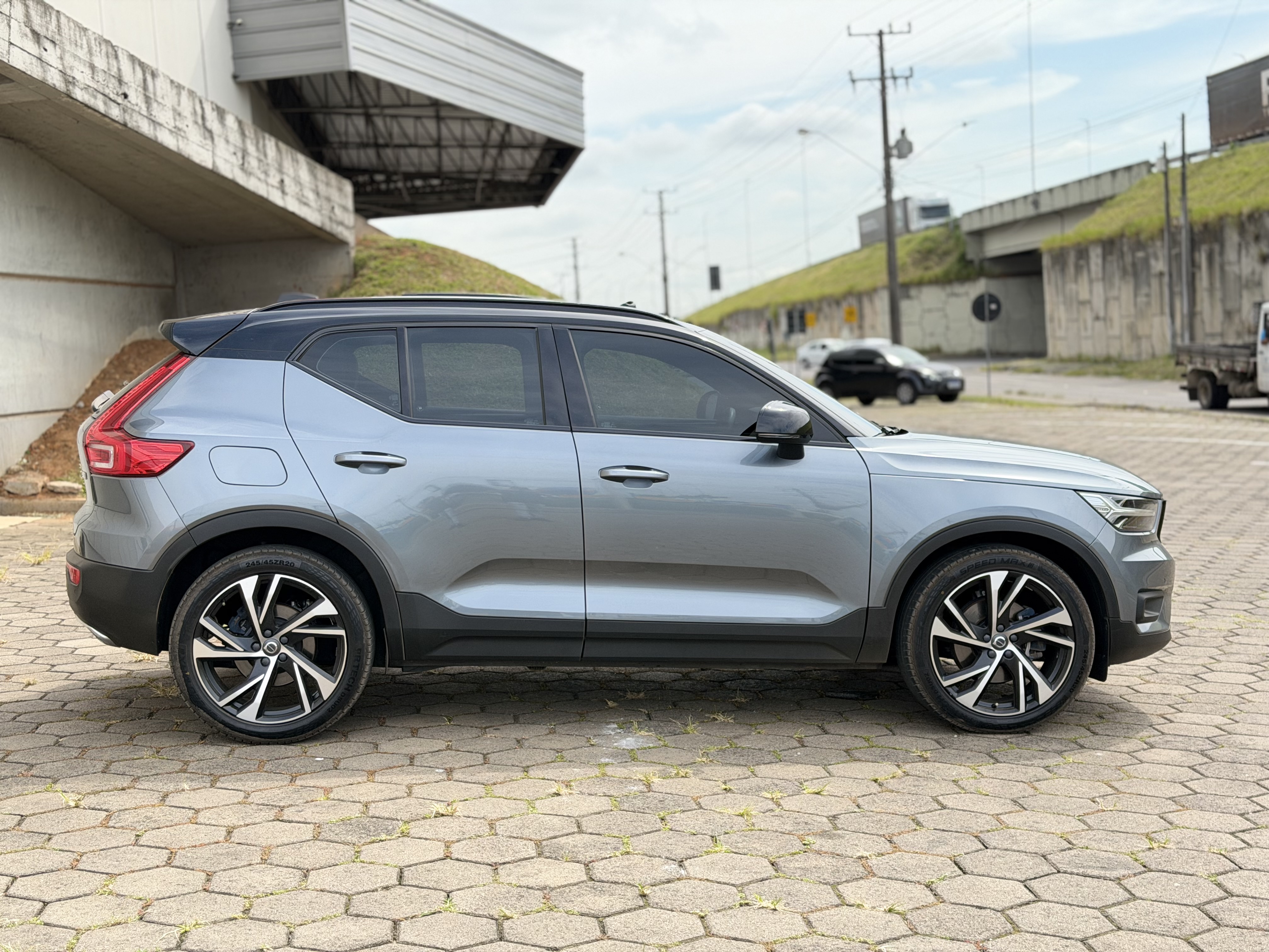 Volvo XC40 T5 R-Design 2019
